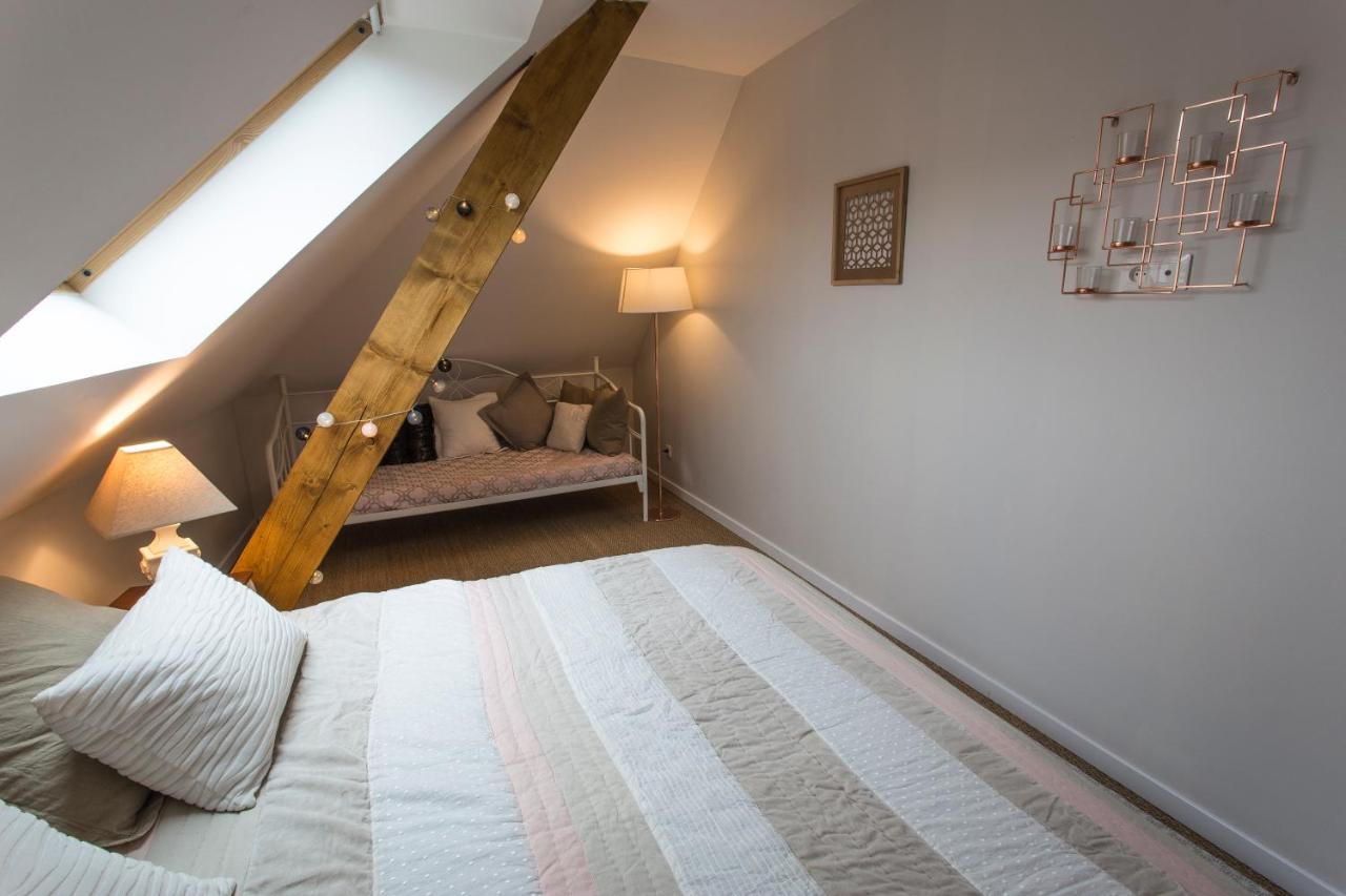 Meubles De Tourisme Griotte Et Cannelle Apartamento Bergbieten Exterior foto