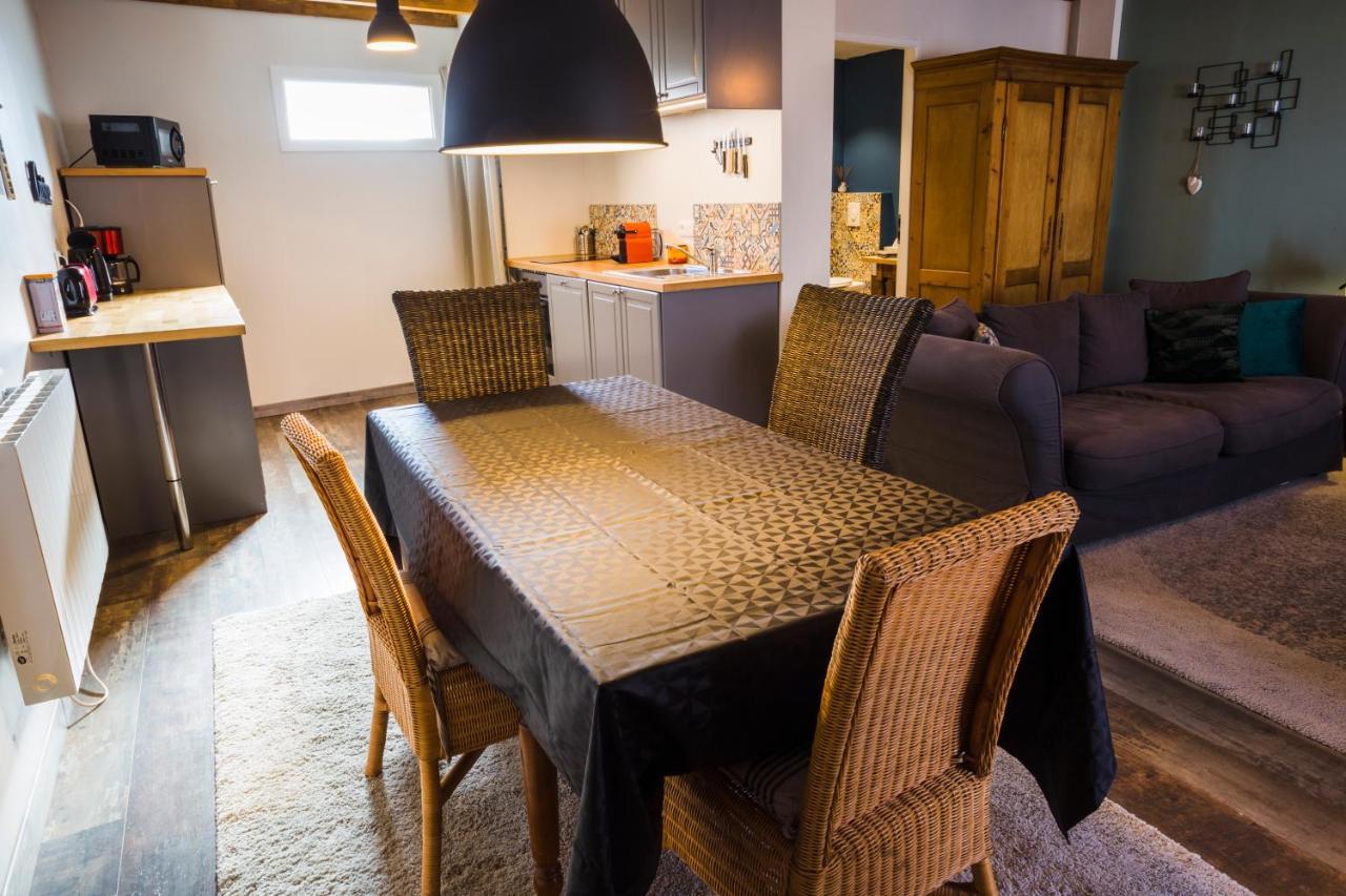 Meubles De Tourisme Griotte Et Cannelle Apartamento Bergbieten Exterior foto