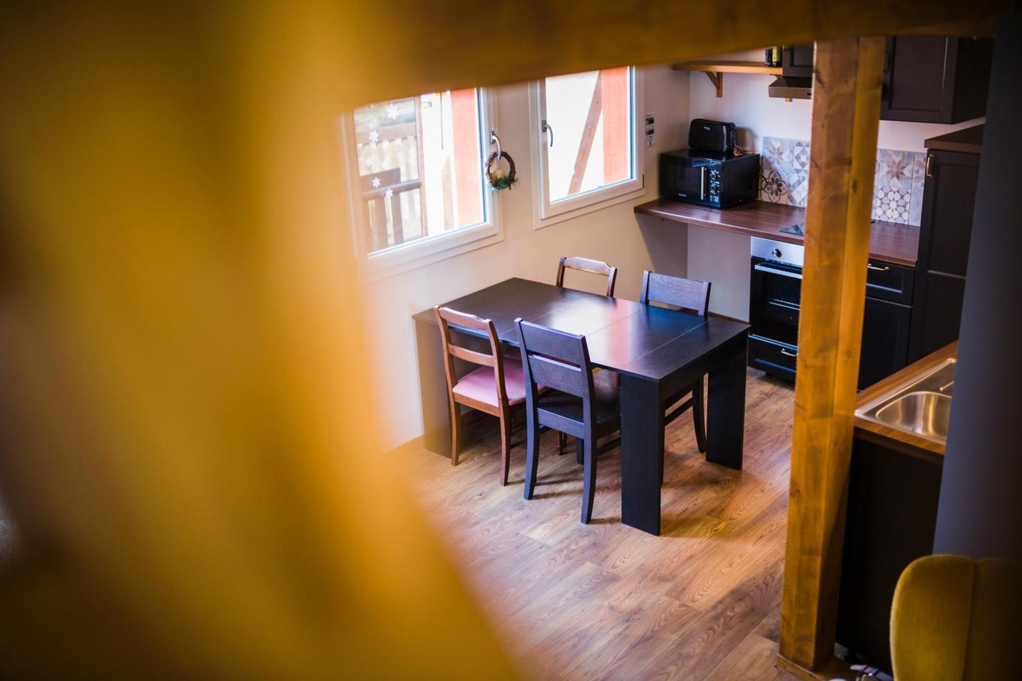 Meubles De Tourisme Griotte Et Cannelle Apartamento Bergbieten Quarto foto